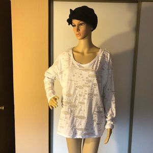 Rock & Republic white distressed top, large